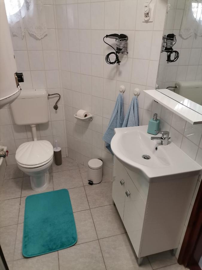 Aida Apartman ฮอร์กานี ภายนอก รูปภาพ